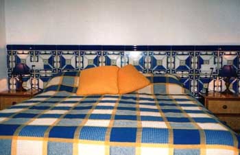 Five foot wide bed